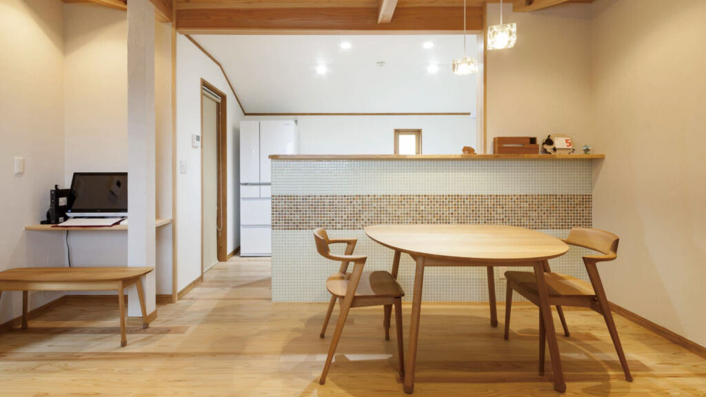 本物の家を作れる会社がここにある!自然素材にこだわる健康住宅メーカーの住まい手への思いをPR【建設業|PR動画制作】